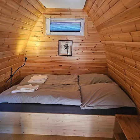 Holzhuette-Camping-Pod Mit Sauna & Fruehstueck Halle (Saale) Buitenkant foto