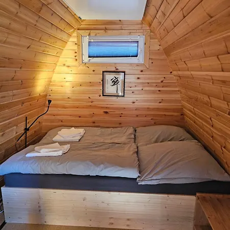 Holzhuette-Camping-Pod Mit Sauna & Fruehstueck Halle (Saale) Buitenkant foto