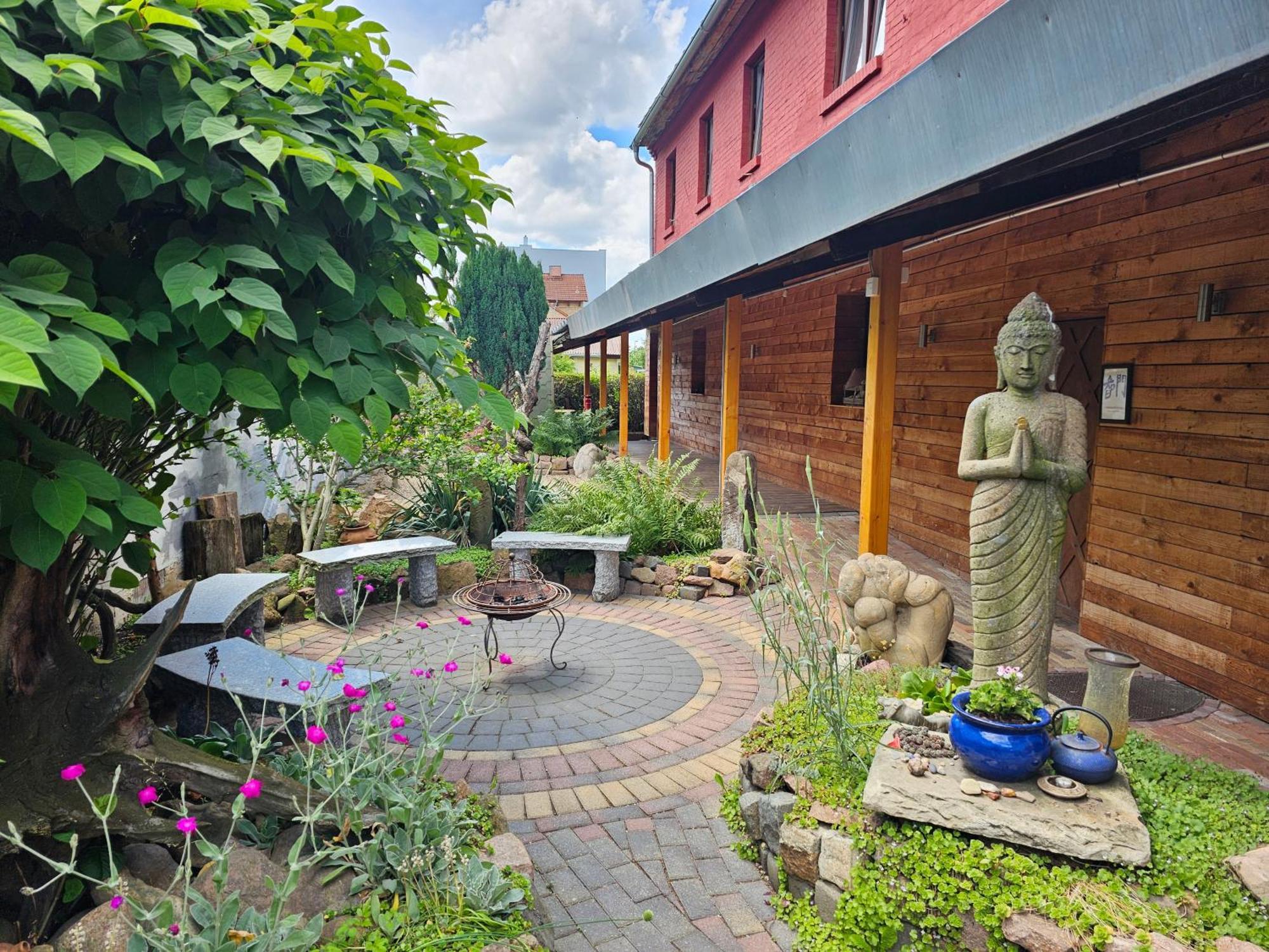 Holzhuette-Camping-Pod Mit Sauna & Fruehstueck Campingplatz Halle (Saale)