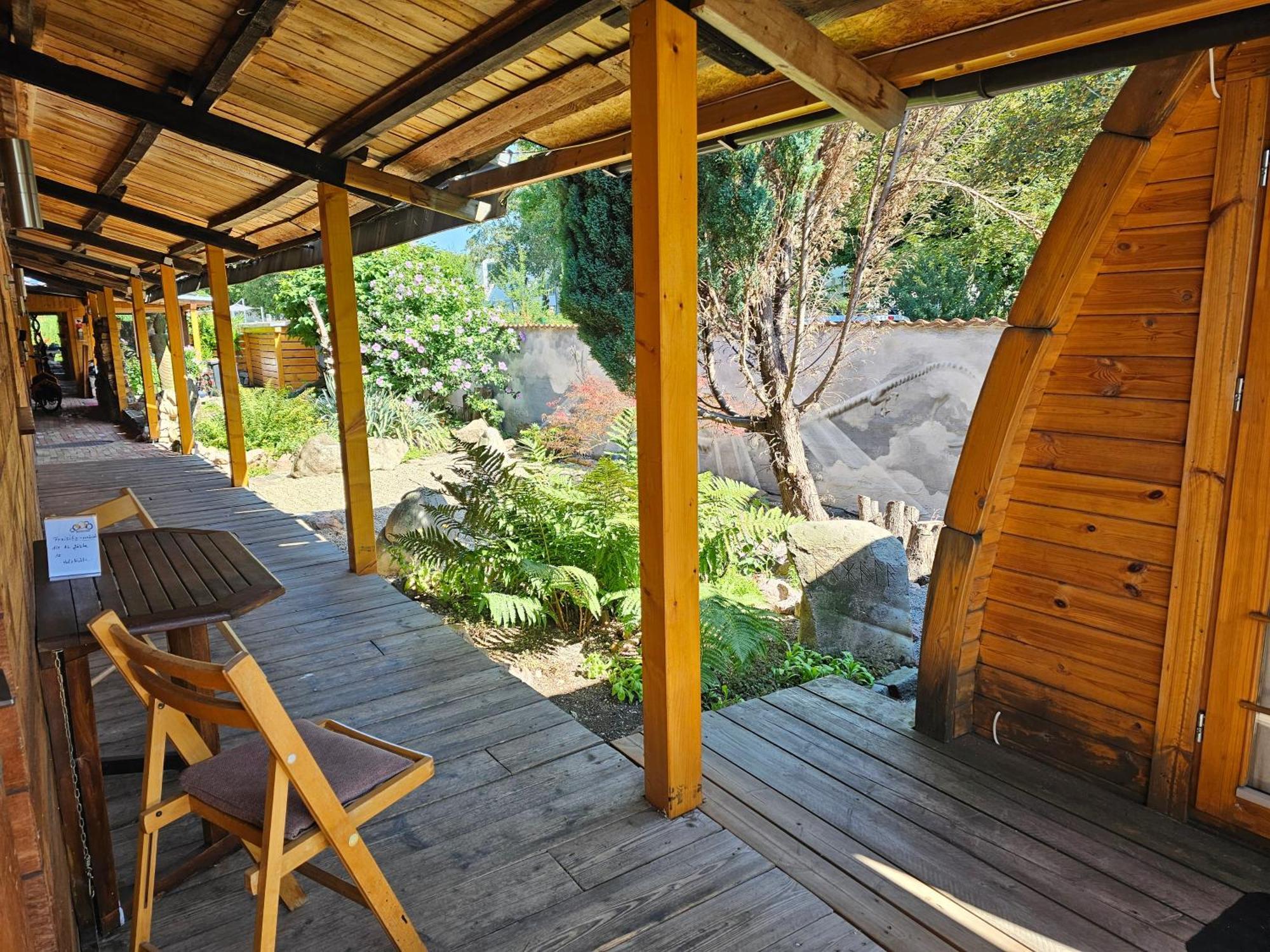Camping Holzhuette-Camping-Pod Mit Sauna & Fruehstueck