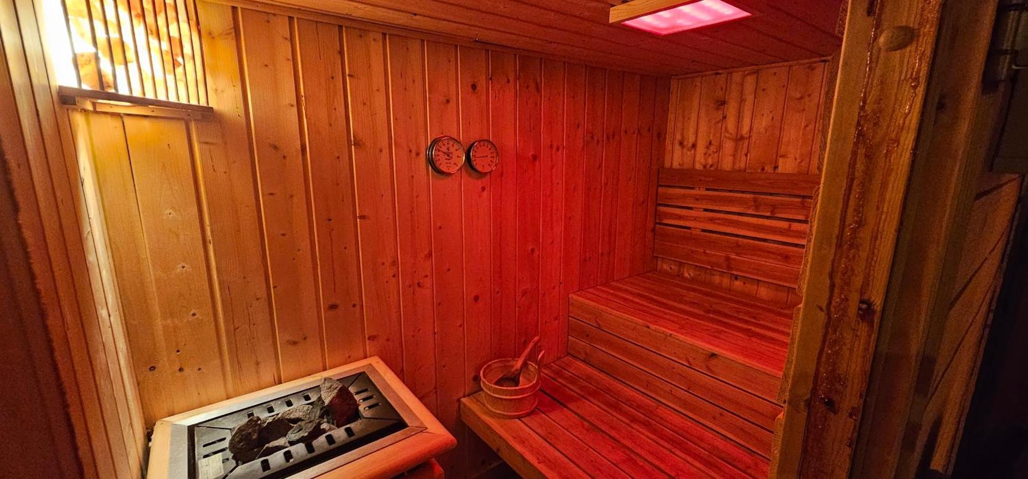 Holzhuette-Camping-Pod Mit Sauna & Fruehstueck Campingplatz *